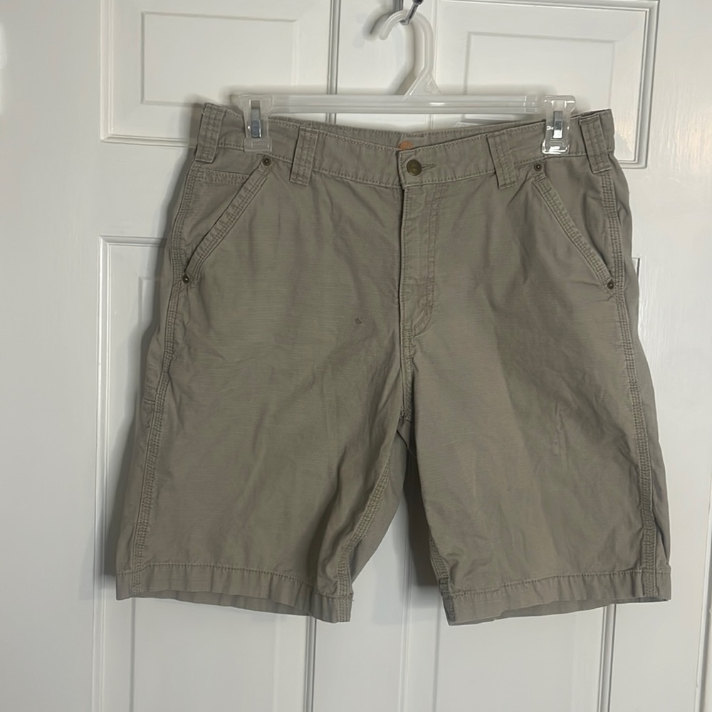 Men’s Carhartt khaki shorts